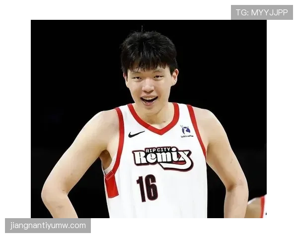 杨瀚森内线防守效率显著提升，助力球队提高篮板控制能力