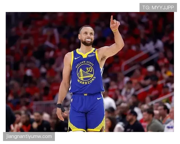 普尔无球跑位拉开库里空间比上季外线更稳