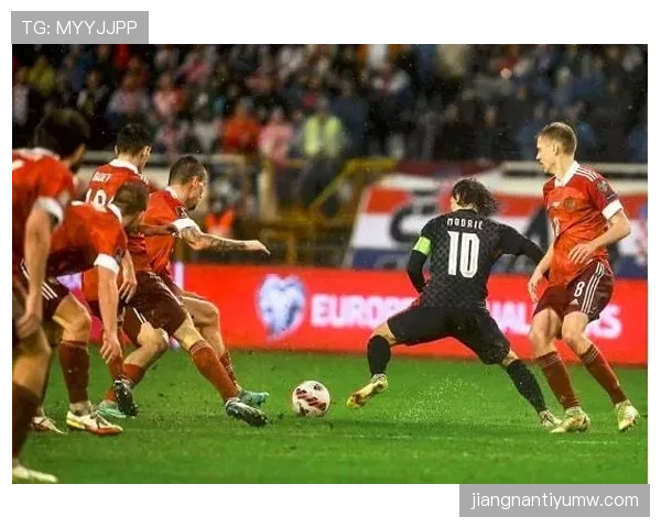 卡马文加 vs 莫德里奇：中场经验与节奏掌控差距在哪